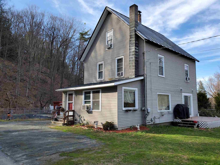 63 Third Ave, White River Junction, VT 05001 - photo 1