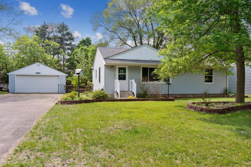 Welcome home to 11416 Quinn St NW in a great Coon 