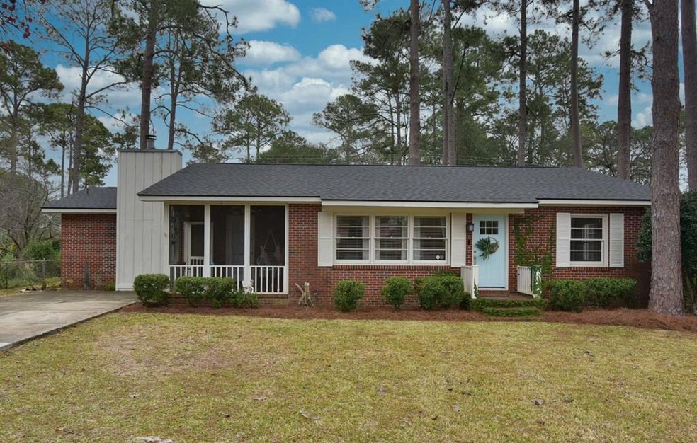 2118 Robinhood Rd, Albany, GA 31707 - photo 1