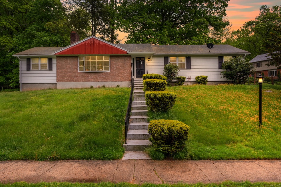 45 Spencer Place, New Haven, CT 06515 - photo 1