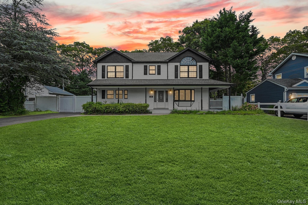 47 Yuma Ln, East Islip, NY 11730 - photo 1