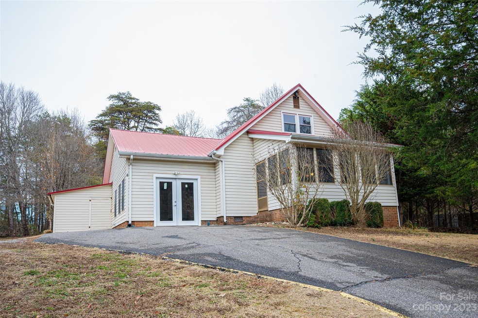 1003 W Kelly Ln, Shelby, NC 28152 - photo 1