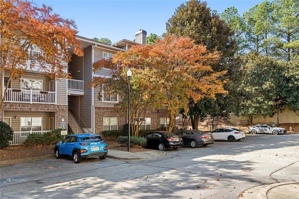 2700 Pine Tree Rd NE unit 1219, Atlanta, GA 30324 - photo 1