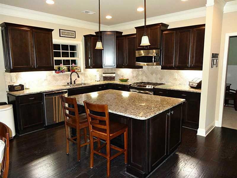 Kitchen. Tons of counter - work space!