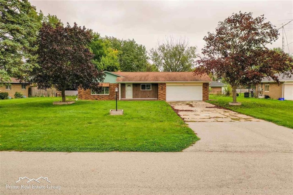 265 Homestead Ln, Saginaw, MI 48601 - photo 1