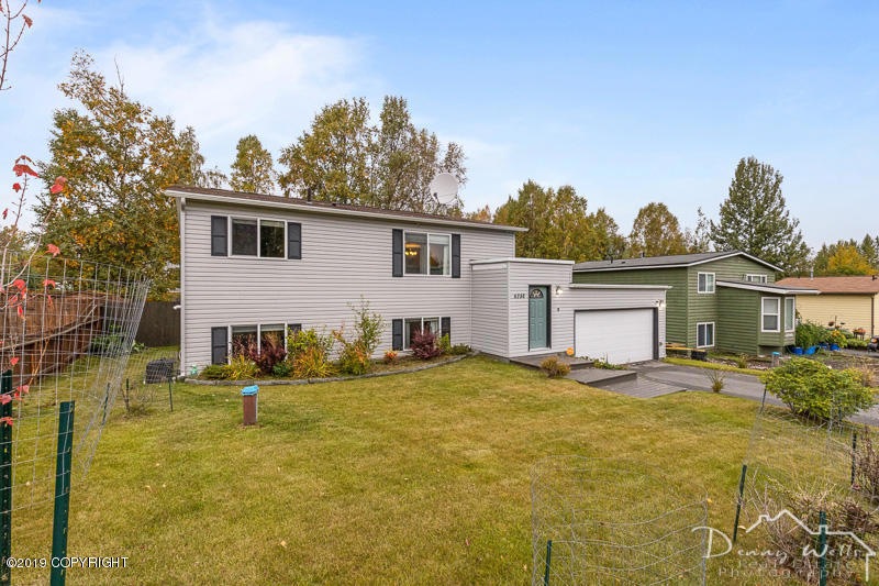 Exterior Front-20190912-4773