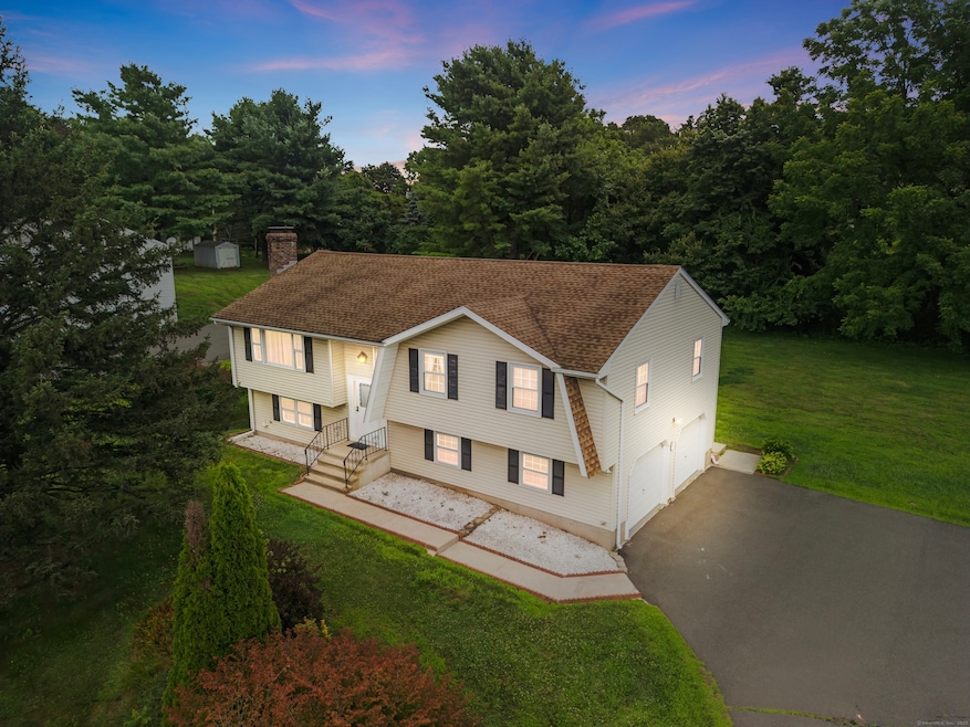 783 Chamberlain Hwy, Berlin, CT 06037 - photo 1