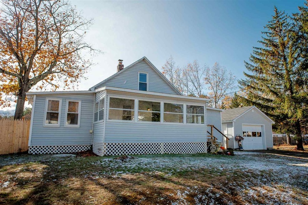 38 Webster Lake Rd, Franklin, NH 03235 - photo 1