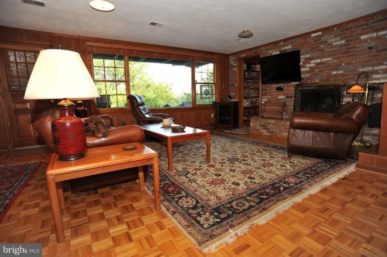 7307 Park Terrace Dr, Alexandria, VA 22307 - photo 1