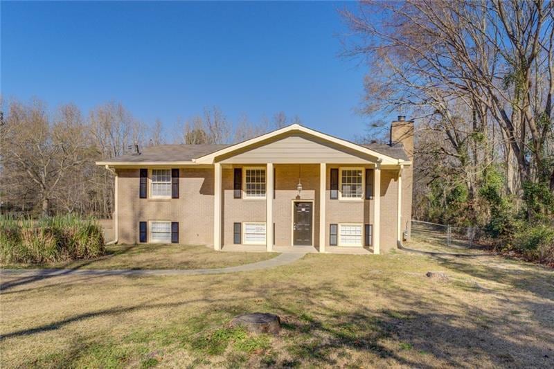 1905 Leigh Dr SW, Conyers, GA 30094 - photo 1