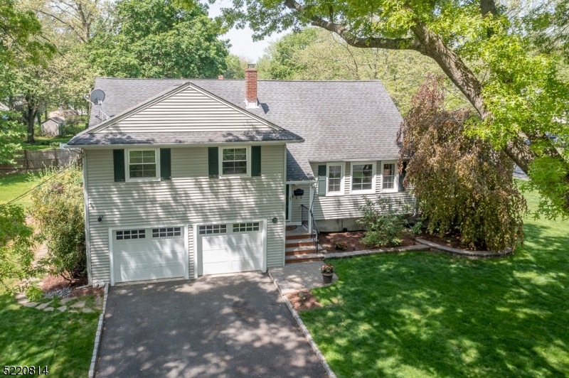 95 Brookside Dr, New Providence, NJ 07974 - photo 1