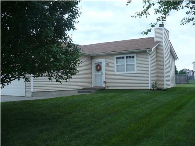 MOVE IN READY HOME LOCATED AT 5409 E. MAINSGATE