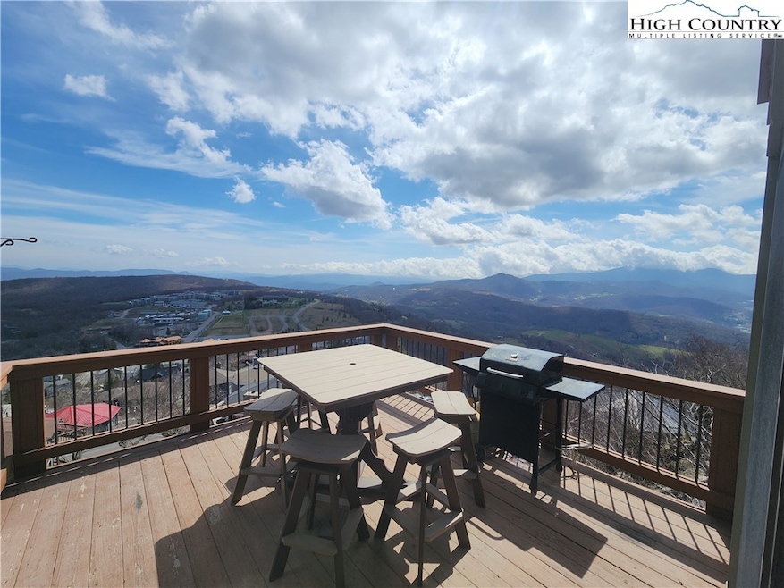 Long Range VIEWS from 5,355 Feet - like being in a