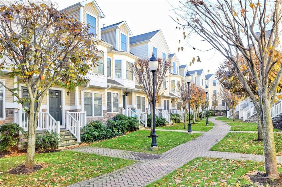 RES Condos unit 12I, Stamford, CT 06907 - photo 1