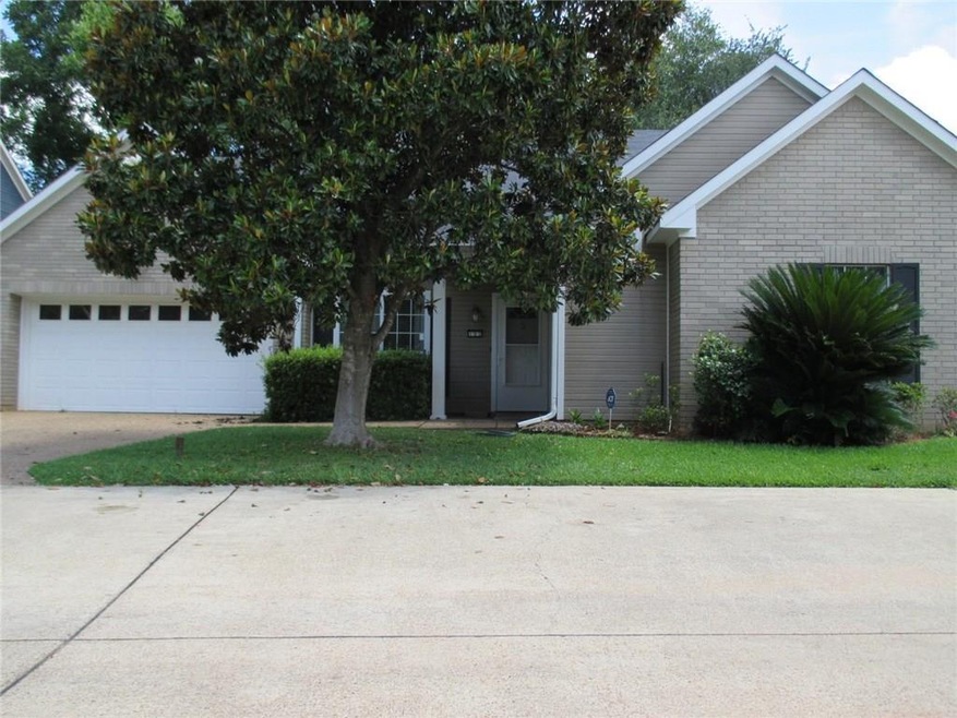 122 Maximilian in Kings Crossing