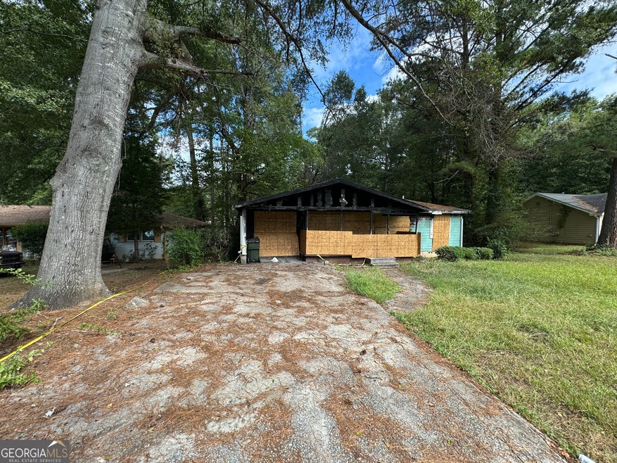 9162 Cecelia St SW, Covington, GA 30014 - photo 1