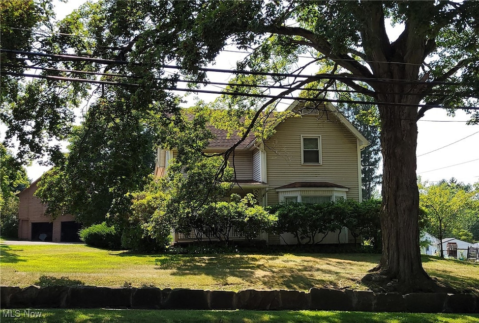 435 N Main St, Columbiana, OH 44408 - photo 1