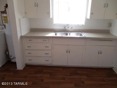 1641 E Grant Rd, Tucson, AZ 85719 - photo 1