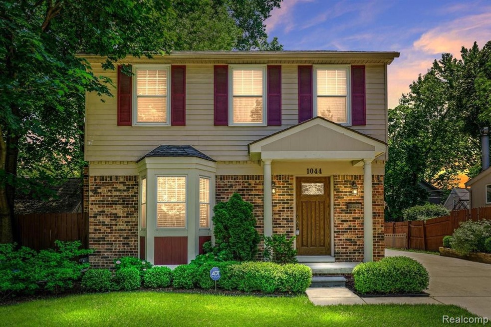 1-web-or-mls-1044 Forest Birmingham0002 .jpg