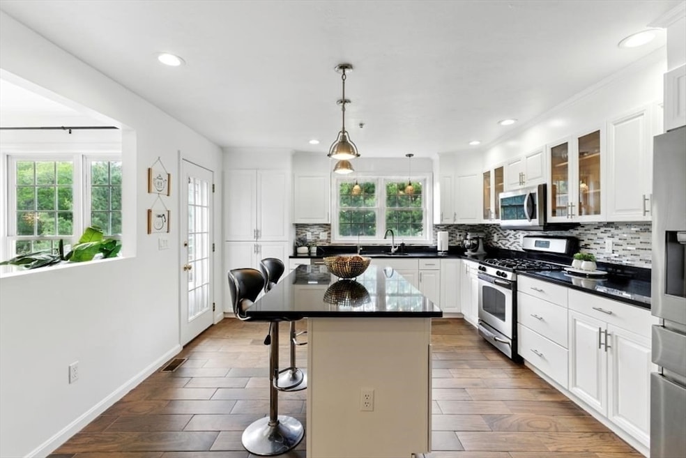 Sold $660,000 • Co-Listing Agent