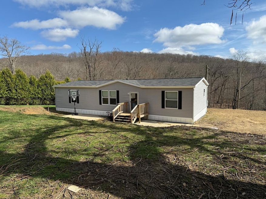 1108 Patchel Run Rd, Franklin, PA 16323 - photo 1