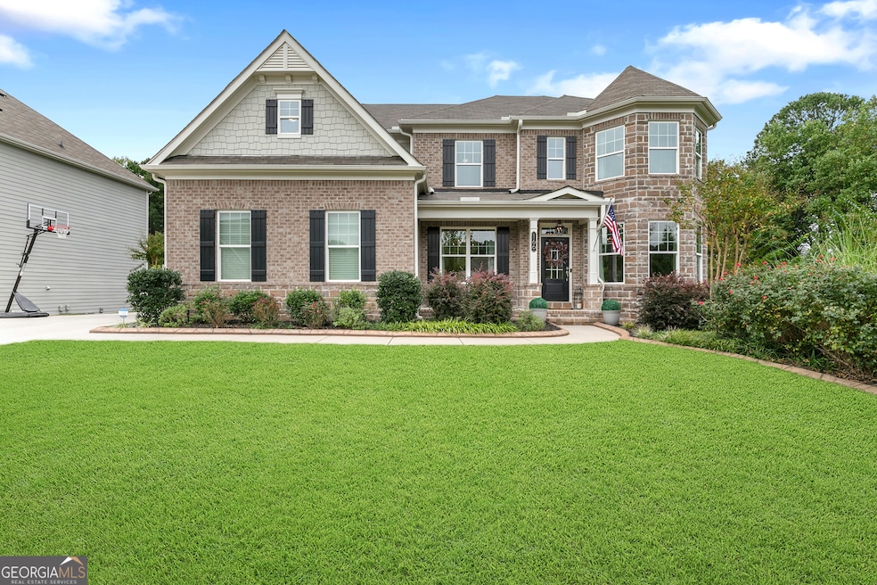 Pending $809,900 • Co-Listing Agent