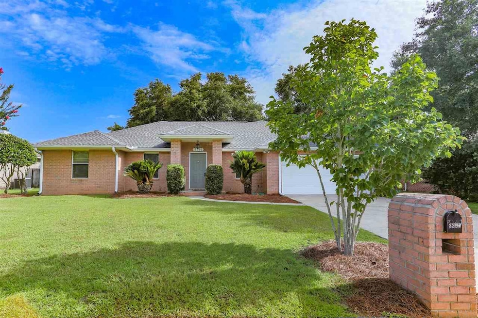 3391 Holt Cir, Pensacola, FL 32526 - photo 1