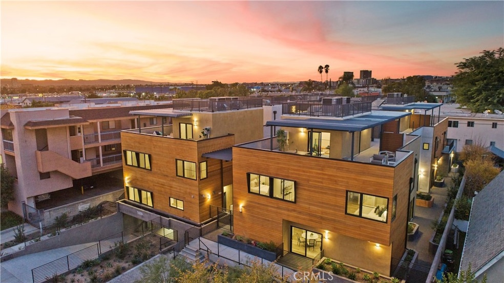 1059 Elm Ave unit 104, Glendale, CA 91201 - photo 1