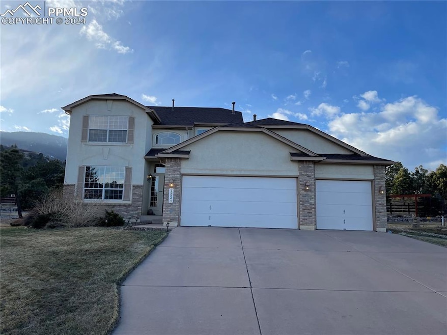 See virtual tour for interior!