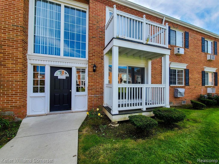 2420 Parmenter Blvd unit 108, Royal Oak, MI 48073 - photo 1