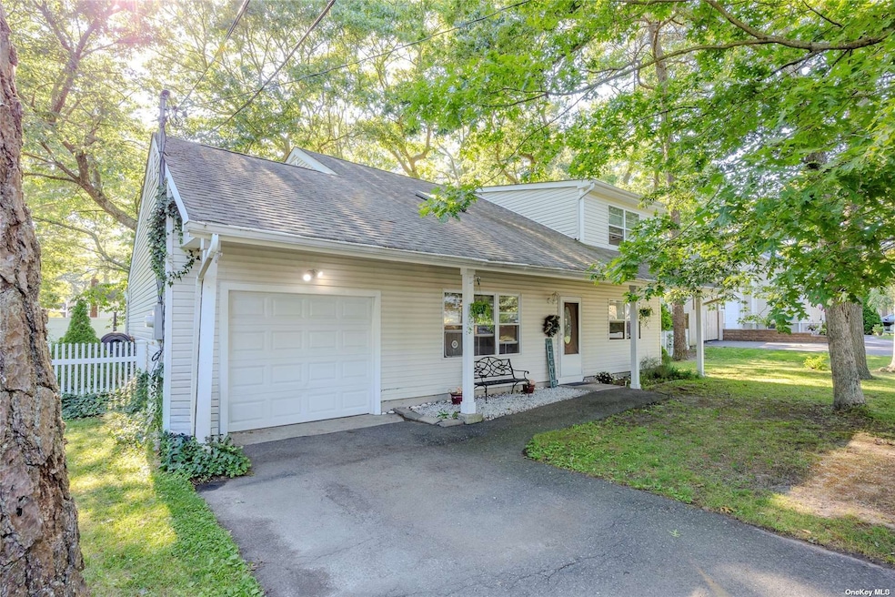 24 Windus Dr, Shirley, NY 11967 - photo 1