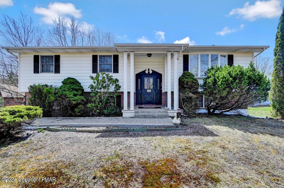 60 Mountain Dr unit R6, Mount Pocono, PA 18344 - photo 1