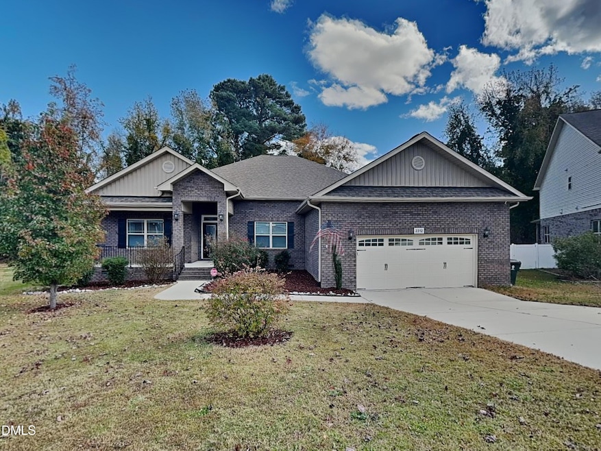 0_pc_416xEYhhAs_nlzpGxFCqJ_center_0