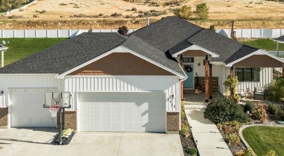 Under Contract $579,000