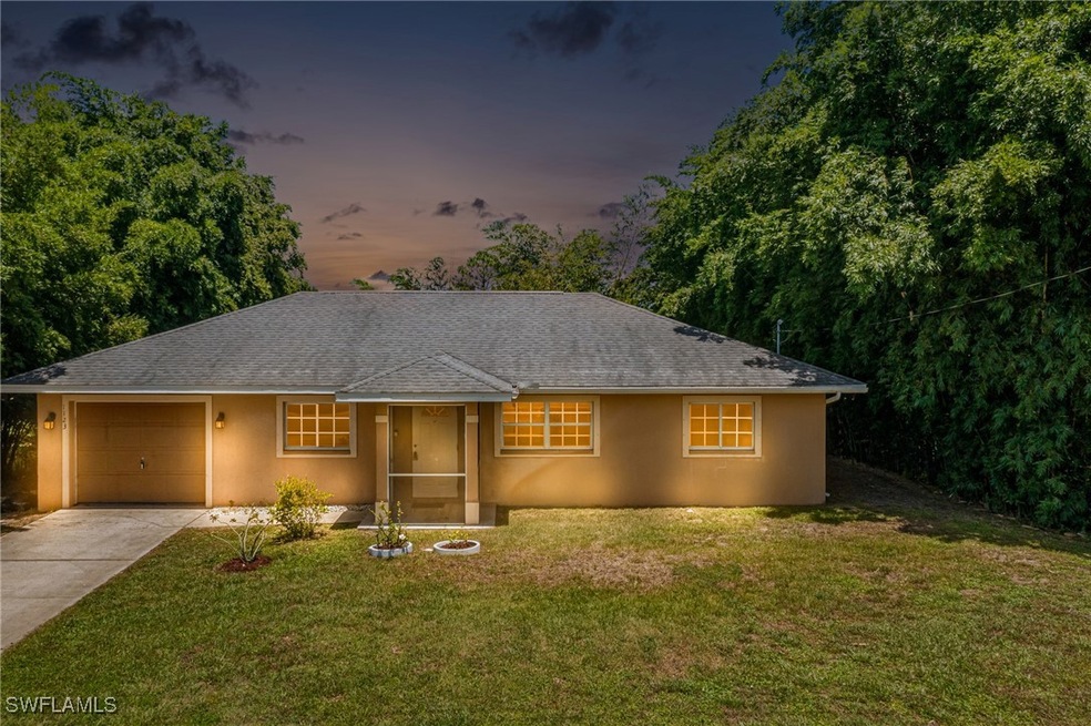 1123 Belgrave St, Fort Myers, FL 33913 - photo 1