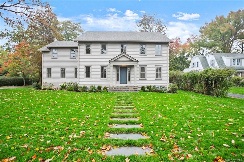 Welcome to 606 Orienta Avenue!