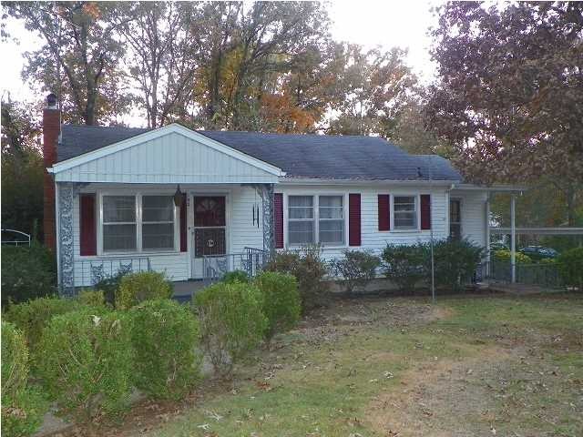 Cute cottage on corner lot.