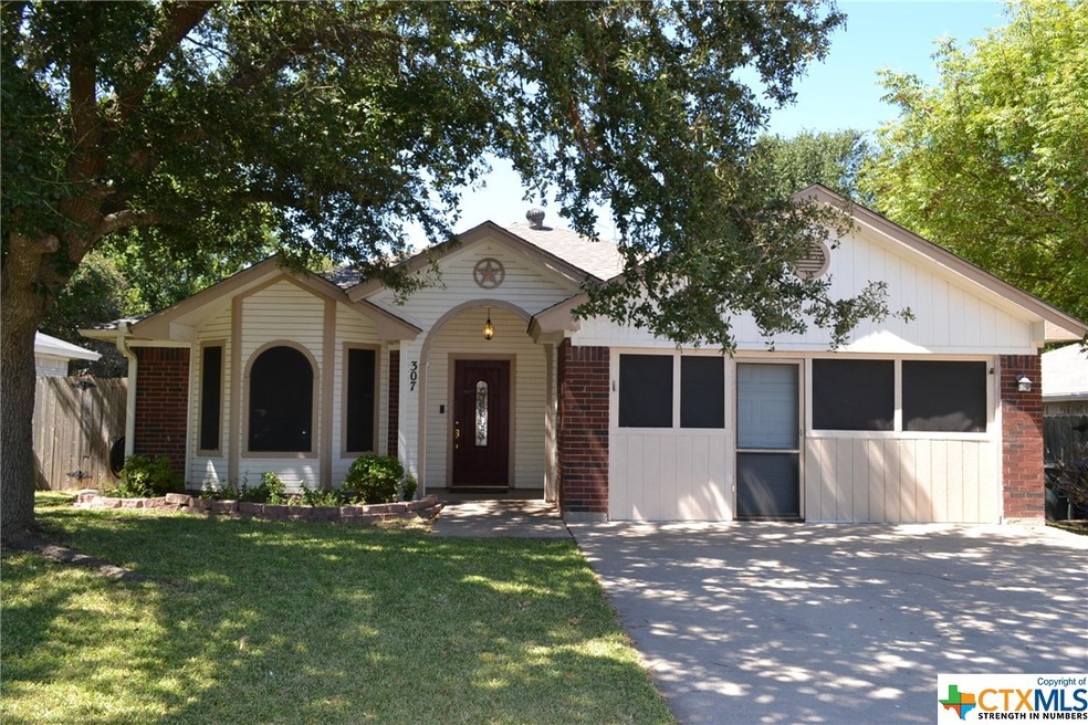 307 Wagontrain Cir, Copperas Cove, TX 76522 - photo 1