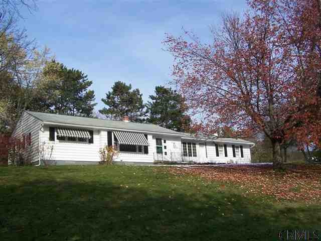 15 Scott Dr, Troy, NY 12180 - photo 1