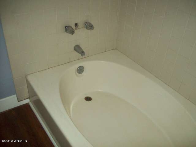 023-354764 - Bathroom One II