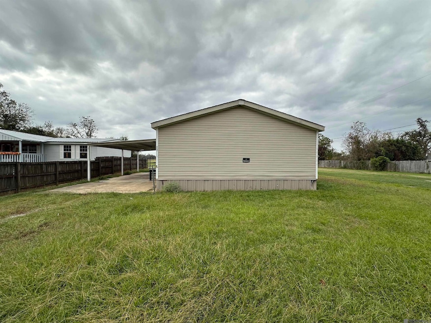 236 Saint John St, Cottonport, LA 71327 - photo 1