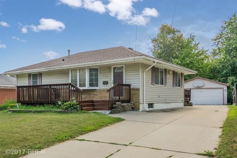 4112 E 10th St, Des Moines, IA 50313 - photo 1