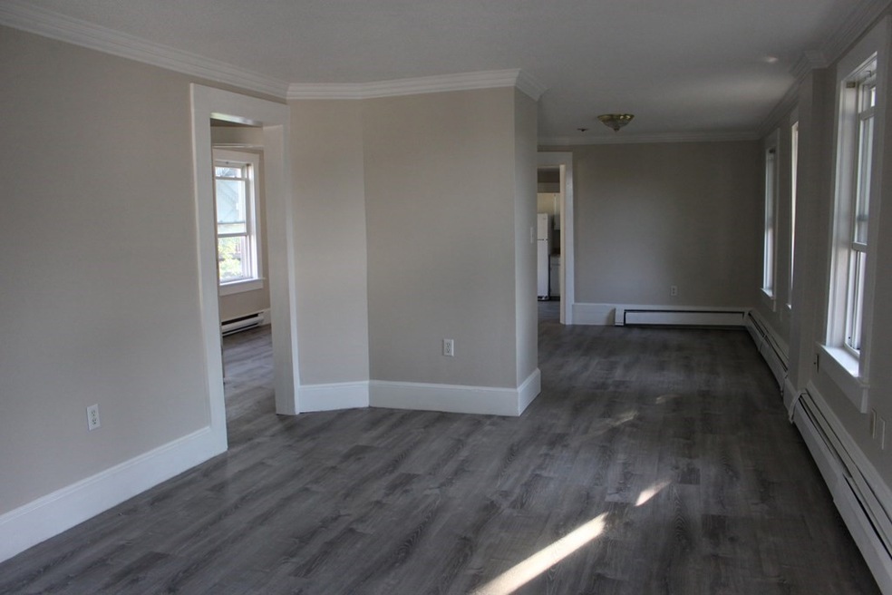 7 Edgehill Rd unit 2, Woburn, MA 01801 - photo 1