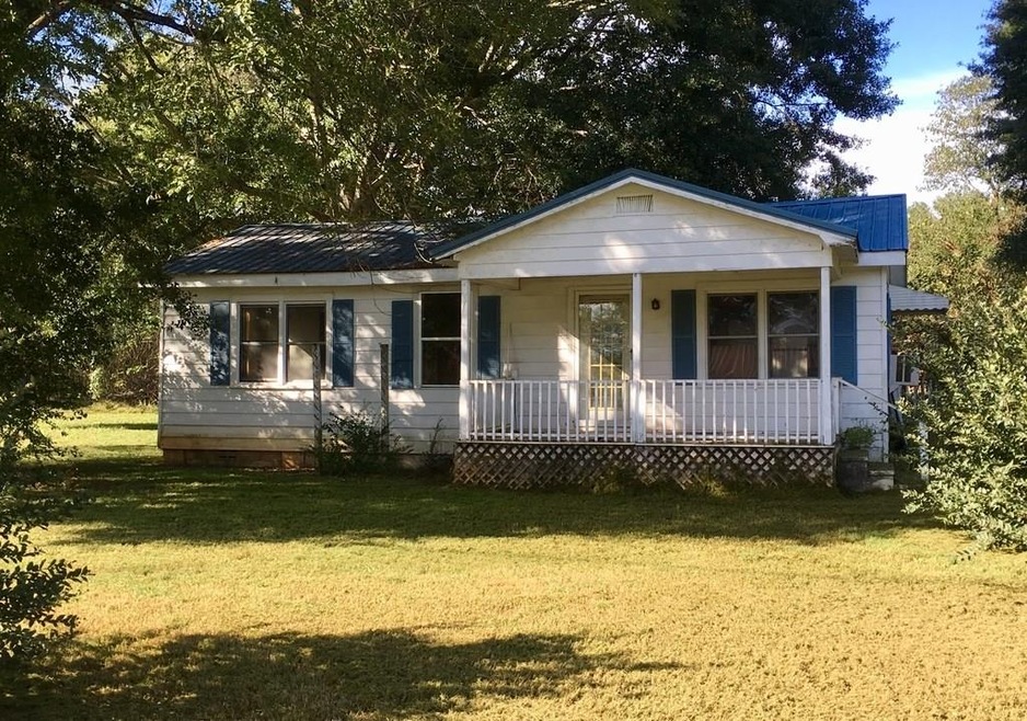 81 Patton St, Cedartown, GA 30125 - photo 1