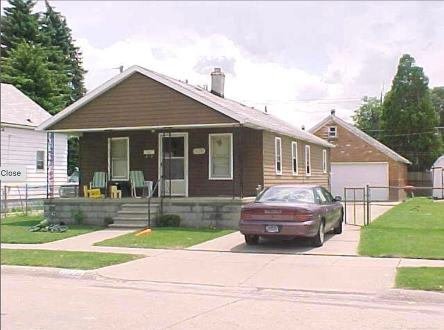 7028 Dodge Ave, Warren, MI 48091 - photo 1