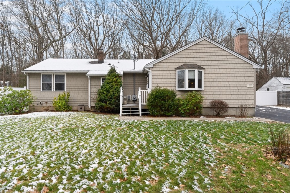 137 Drum Rock Ave, Warwick, RI 02886 - photo 1