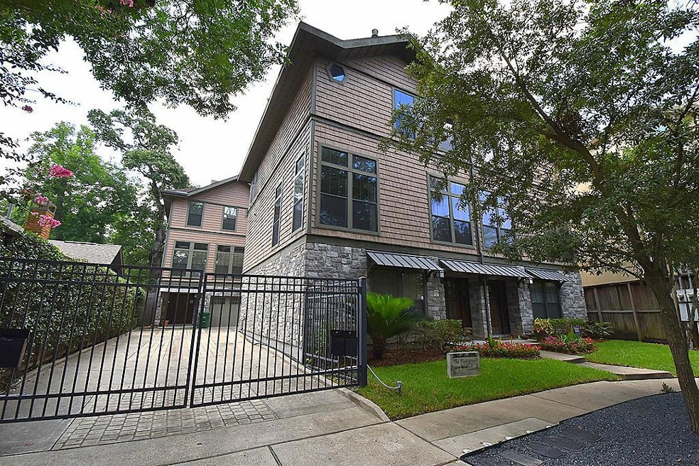 1719 Welch St unit A, Houston, TX 77006 - photo 1