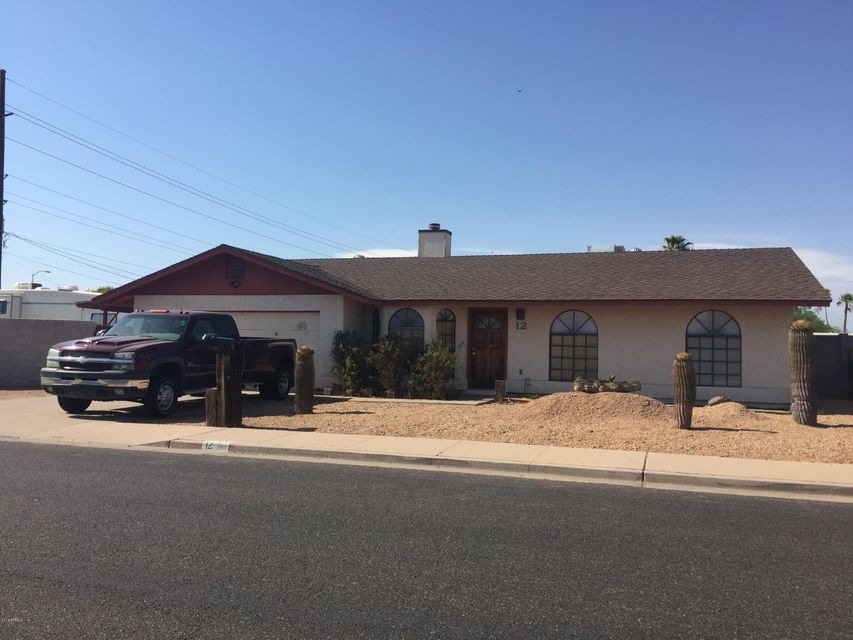 12 Indigo 3+BR/2ba w/2RV gates!