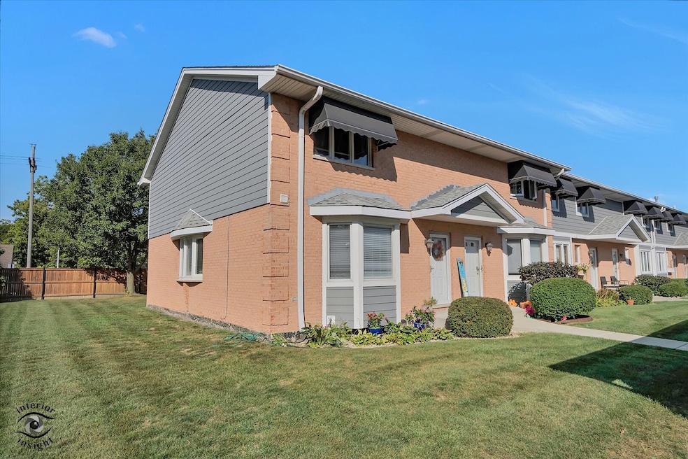 For Sale $315,000 • Co-Listing Agent