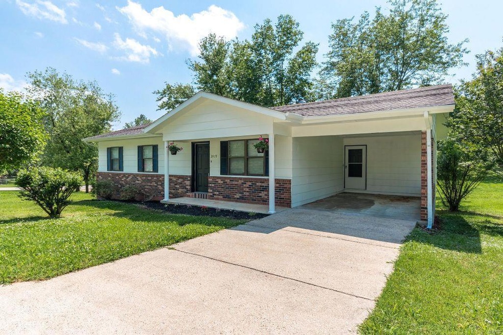 2419 National Ave, Poplar Bluff, MO 63901 - photo 1